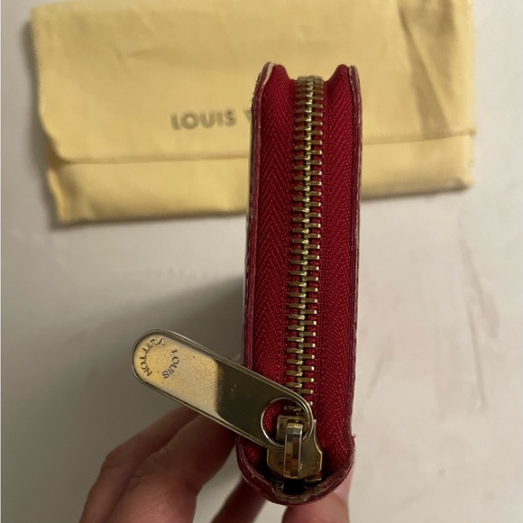 Authentic Louis Vuitton Long Zippi Vernis Monogram Wallet Red Color - Picture 9 of 16
